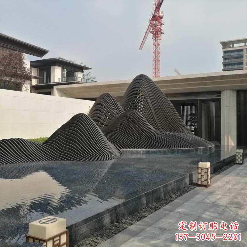 太原不锈钢铁艺假山艺术性的美化