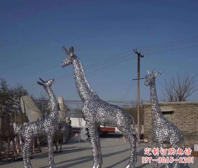 太原不锈钢镂空雕塑长颈鹿