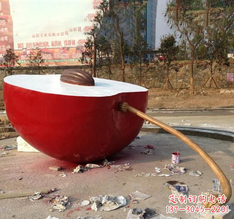 太原不锈钢苹果雕塑美丽与现代的融合