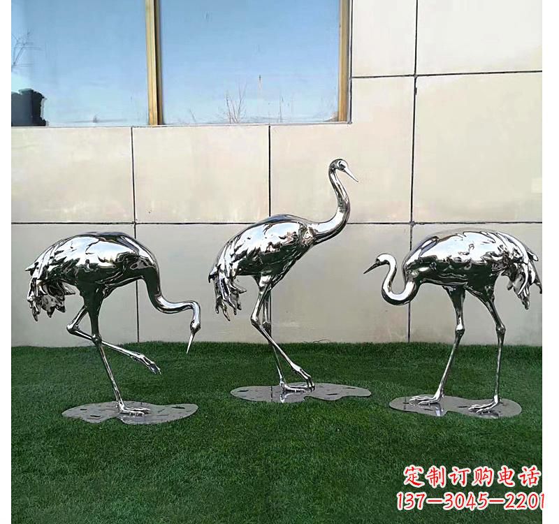 太原不锈钢现代镜面仙鹤雕塑