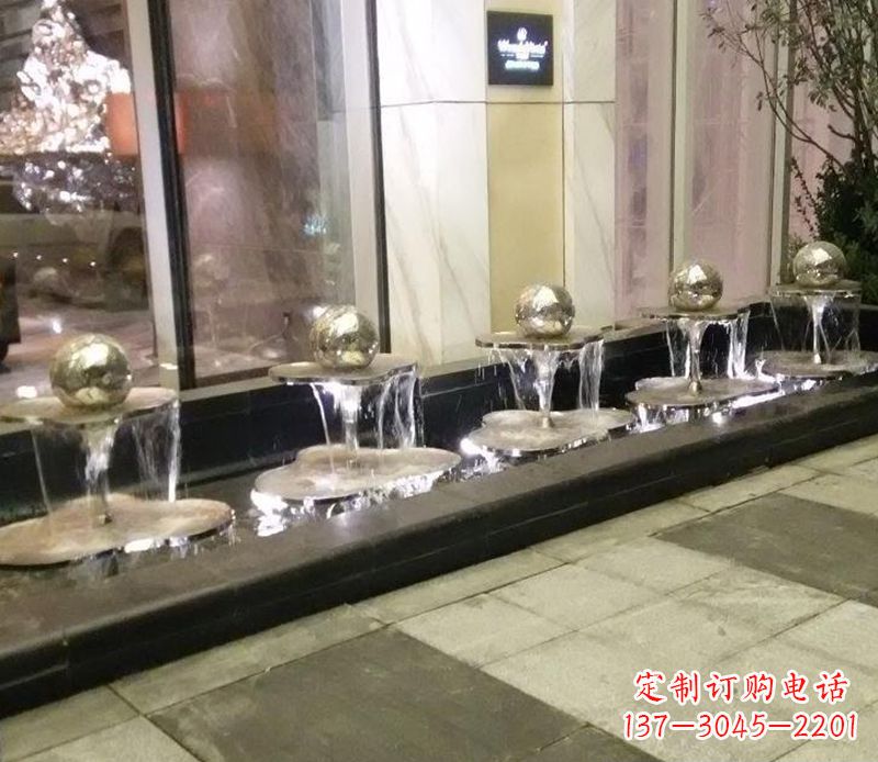 太原不锈钢小喷泉雕塑——美化环境的艺术