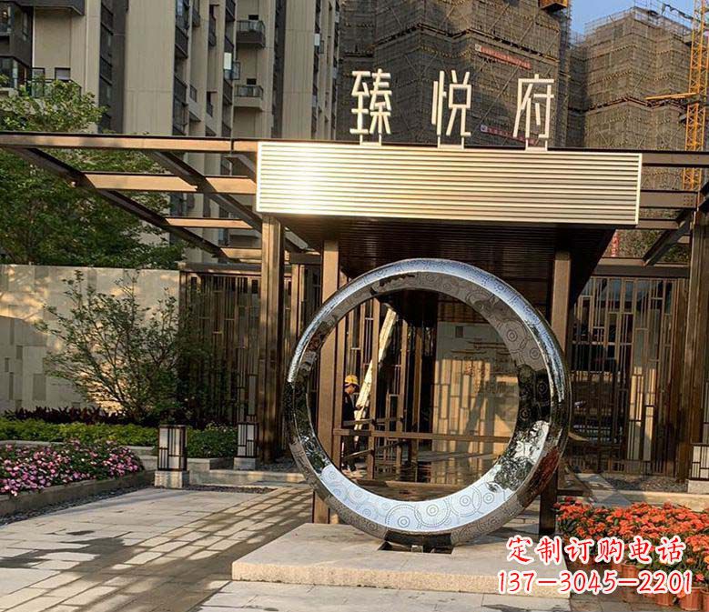 太原不锈钢小区圆环雕塑赋予小区景观更多美感