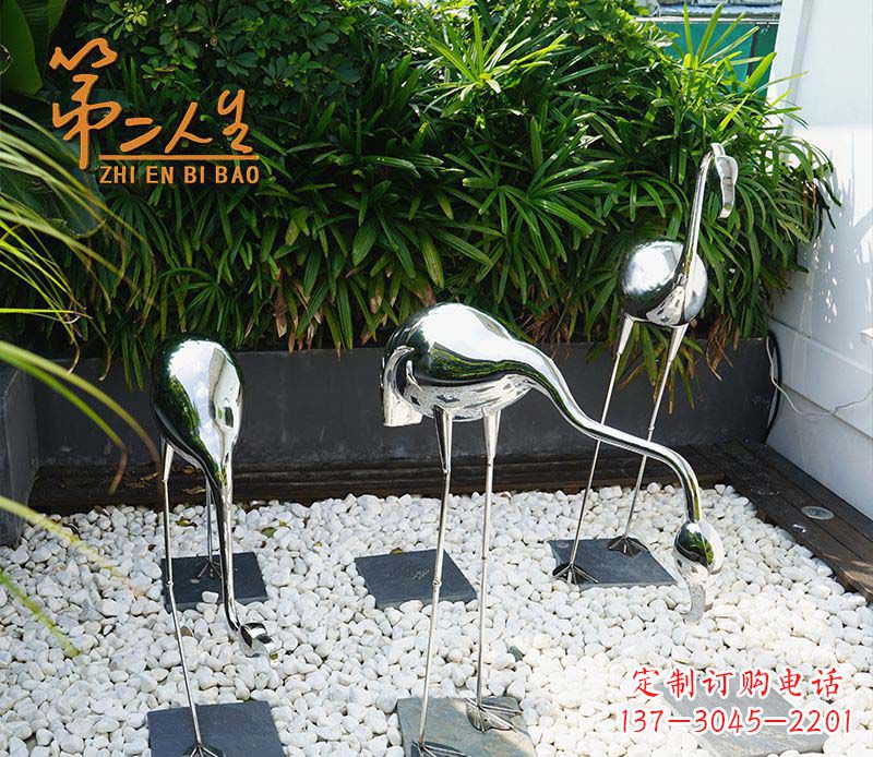 太原不锈钢仙鹤雕塑象征着吉祥和美景
