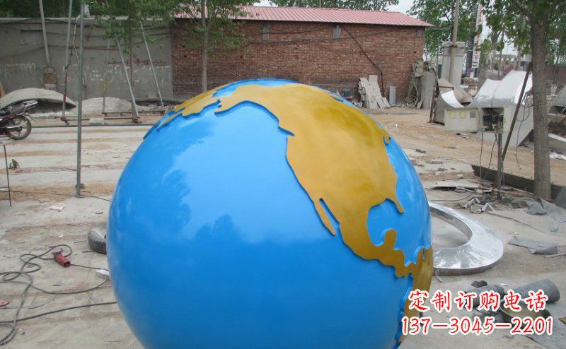 太原不锈钢校园地球雕塑象征着全球友好