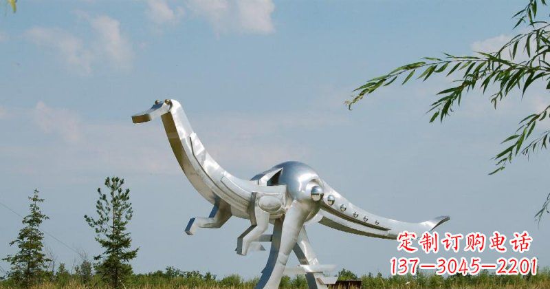 太原不锈钢鸭嘴龙雕塑传递自然之美