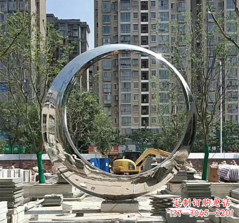 太原不锈钢艺术圆环雕塑——艺术的精粹