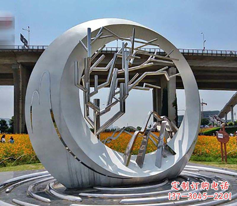 太原不锈钢异形圆环雕塑精致而优雅