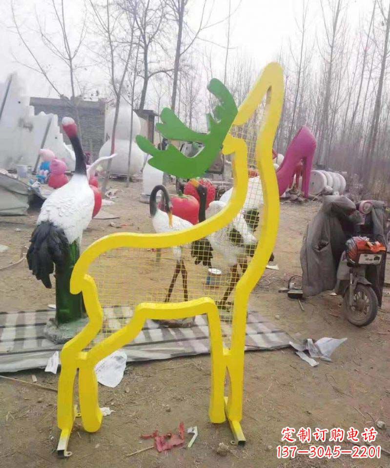太原不锈钢园林造型景观小鹿雕塑