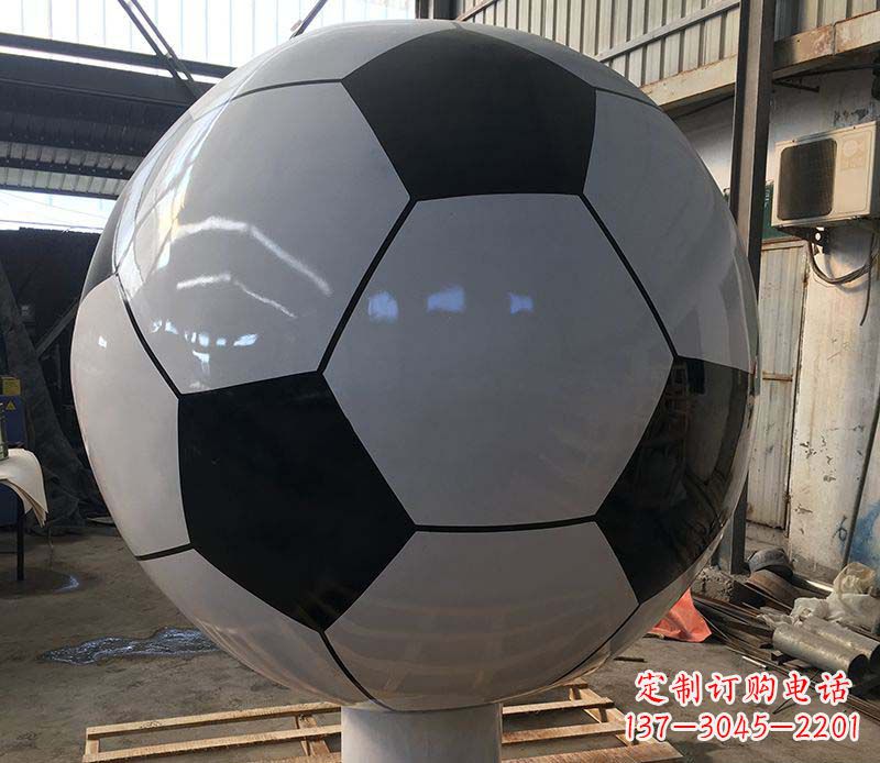 太原不锈钢足球雕塑精美的艺术品