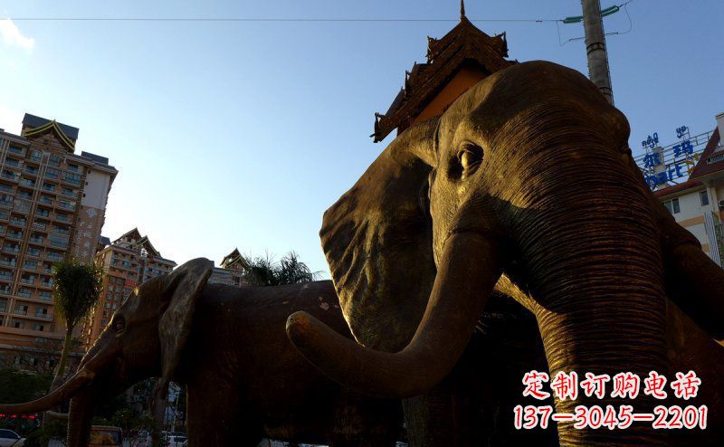 太原步行街上的大象雕塑——给街道带来活力