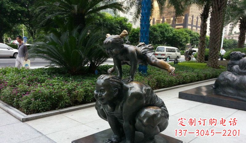 太原精美山羊雕塑,点缀步行街