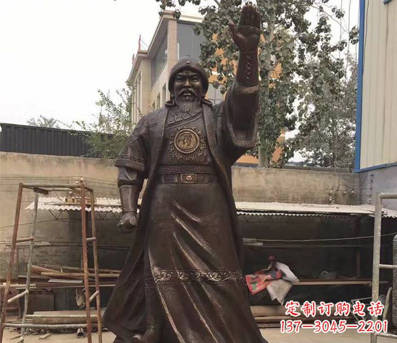 太原传承民族英雄——成吉思汗铜雕