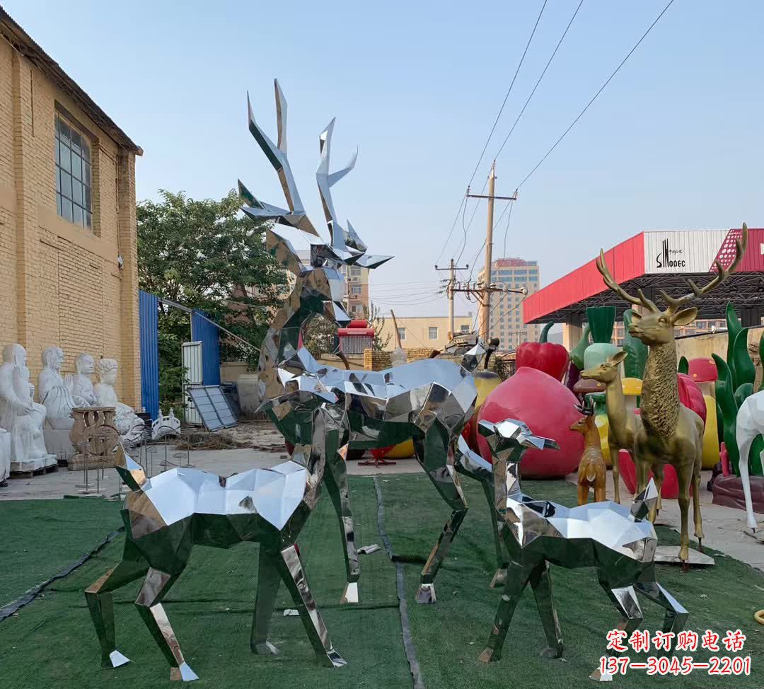 太原梅花鹿雕塑一种独特的城市装饰
