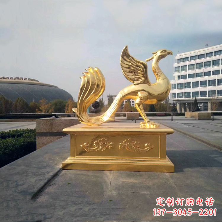 太原城市广场的朱雀雕塑