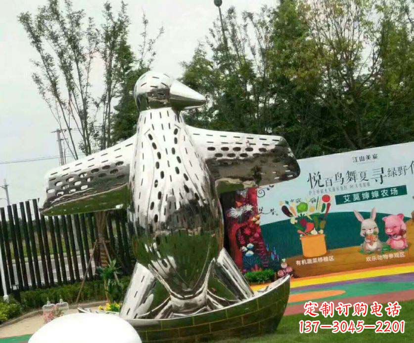 太原企鹅的精美雕塑