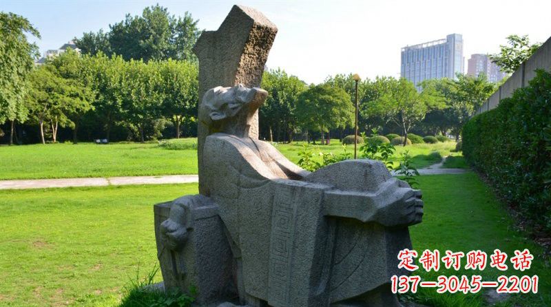 太原兔雕塑——表达抽象守株待兔的智慧