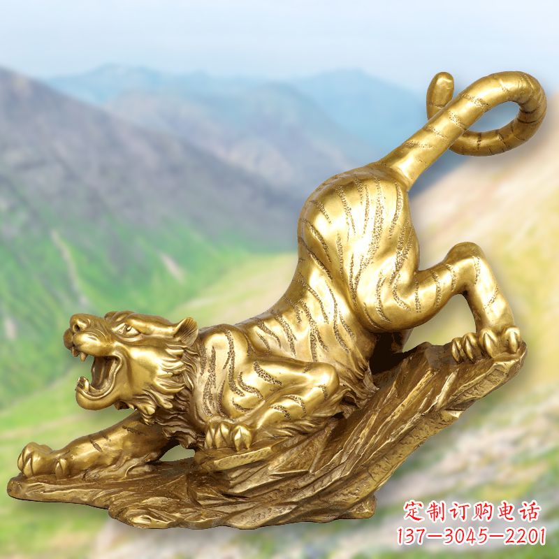太原纯铜鎏金老虎下山雕塑,生肖虎动物雕塑摆件