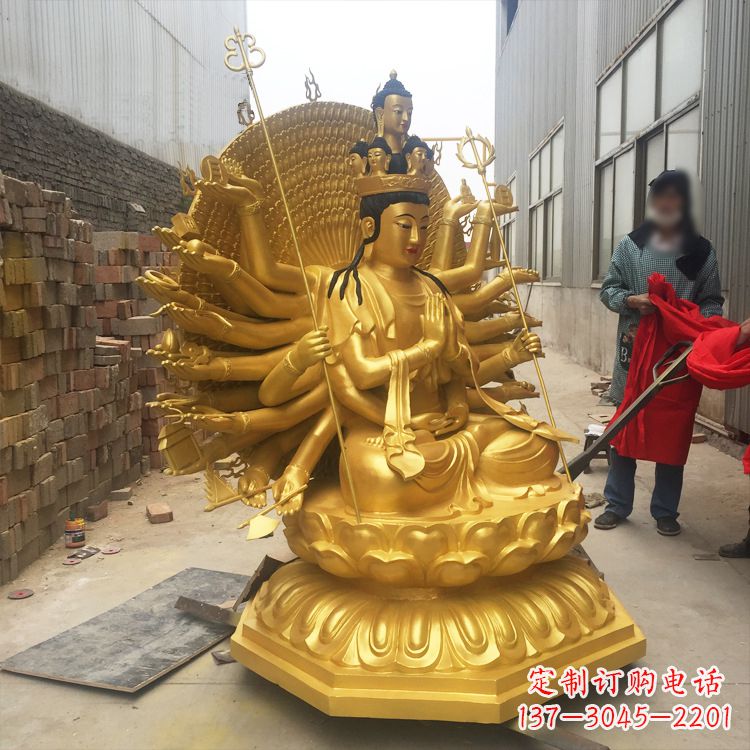 太原纯铜鎏金千手观音雕塑