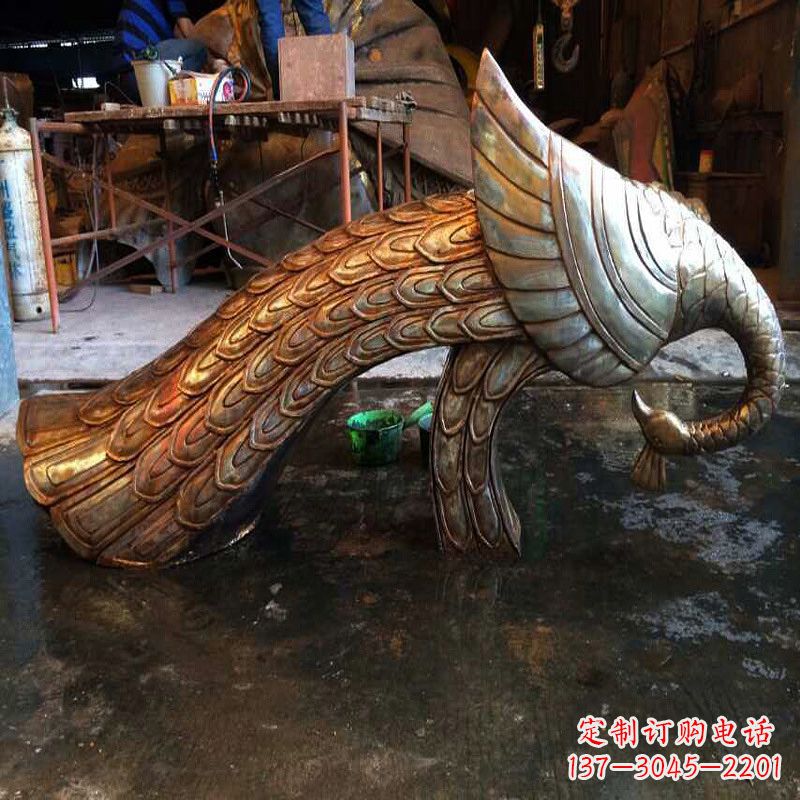 太原铸造精美孔雀雕塑