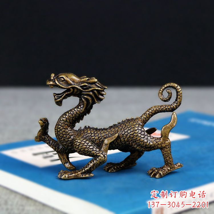 太原青龙雕塑用纯铜熔铸而成