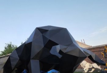 太原华尔街牛大型玻璃钢动物雕塑