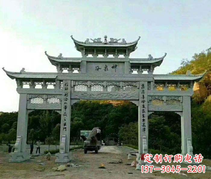 太原村口石雕牌楼千百年文化瑰宝