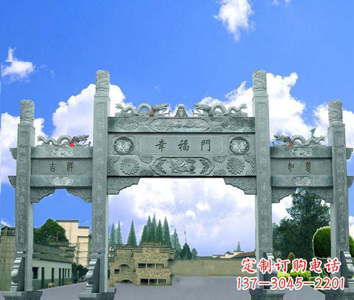 太原村庄三门牌坊的雕塑之美