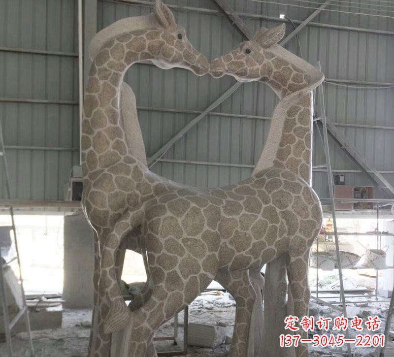 太原大理石艺术精美长颈鹿雕塑