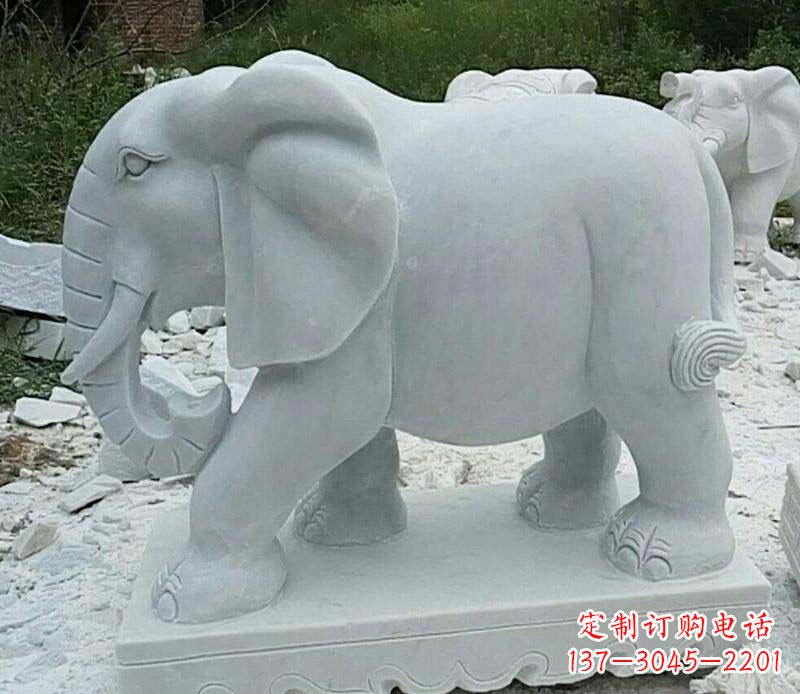 太原精雕细琢的大理石大象雕塑