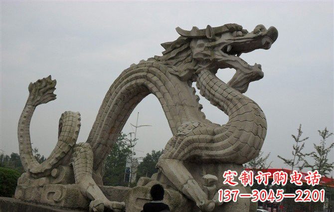太原大理石龙雕塑,象征着力量与尊贵