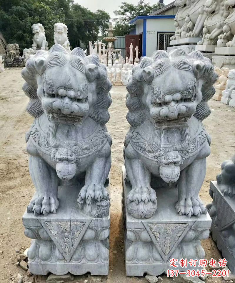 太原传统工艺精雕大理石狮子石雕塑