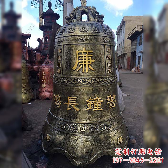 太原大铜钟雕塑