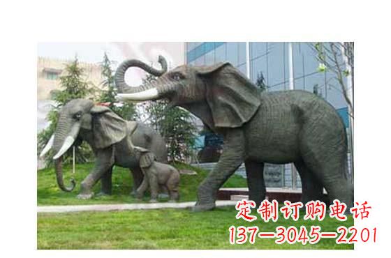 太原大象一家三口铜雕