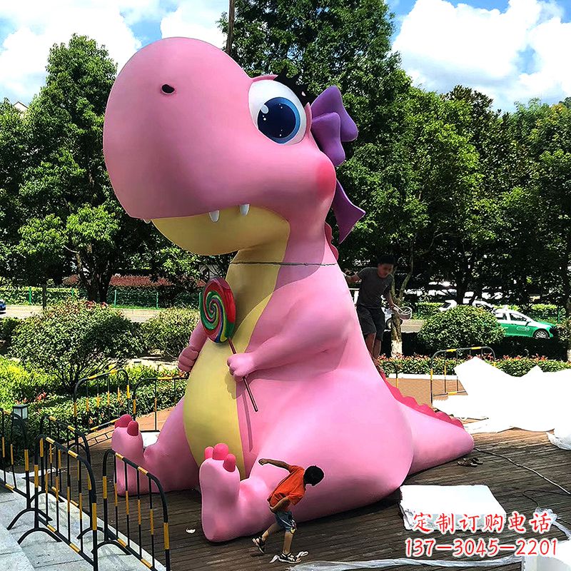 太原大型卡通恐龙雕塑摆件-商场儿童游乐场大型动物景观雕塑