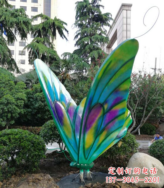 太原大型小区园林彩绘仿真蝴蝶摆件