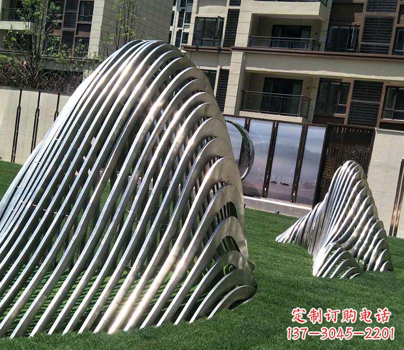 太原不锈钢假山雕塑——电镀之美