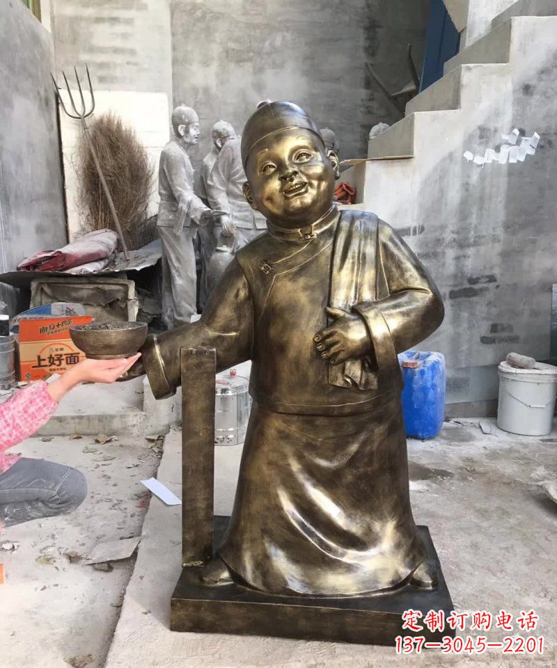 太原店小二人物铜雕 (2)