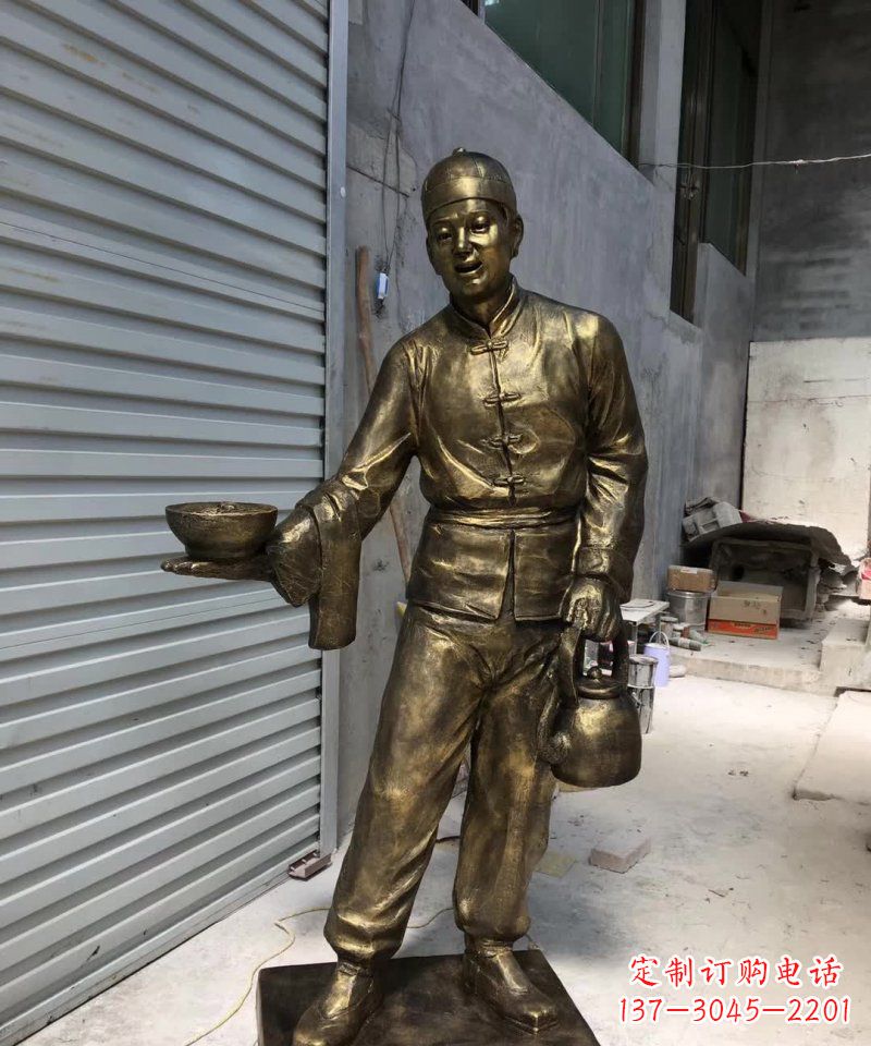 太原铜雕店小二,象征忠诚勤劳的精神