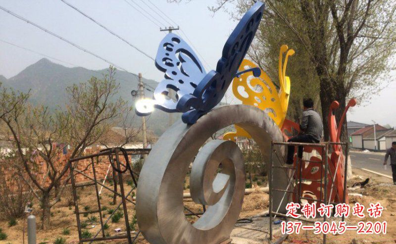太原优雅无比,不锈钢蝴蝶雕塑