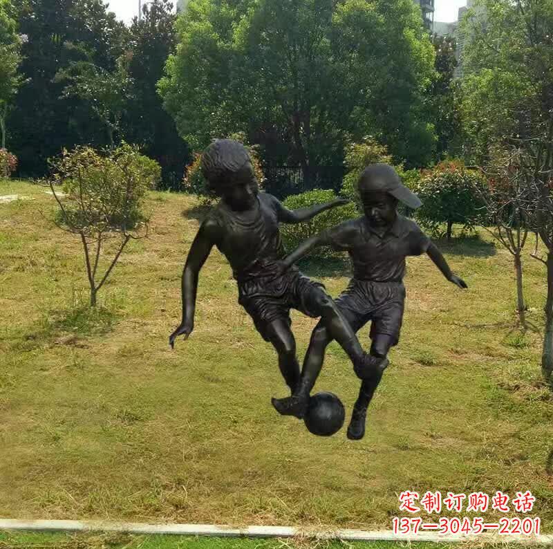 太原中领雕塑出品,精致足球雕塑,带您重温童年欢乐