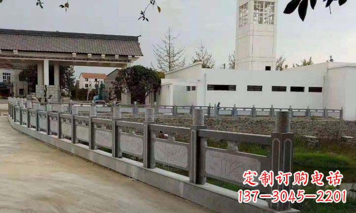 太原仿古景区栏板石雕