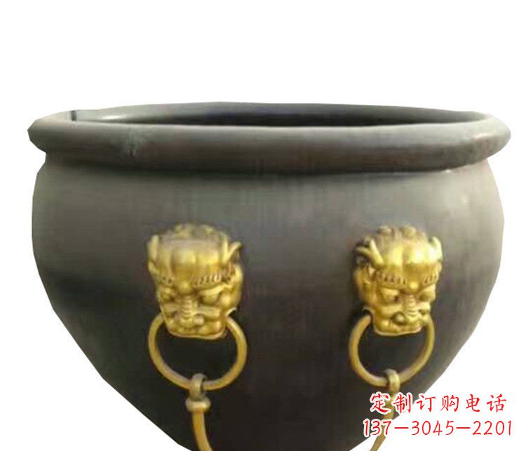 太原仿古鎏金狮子头水缸铜雕塑