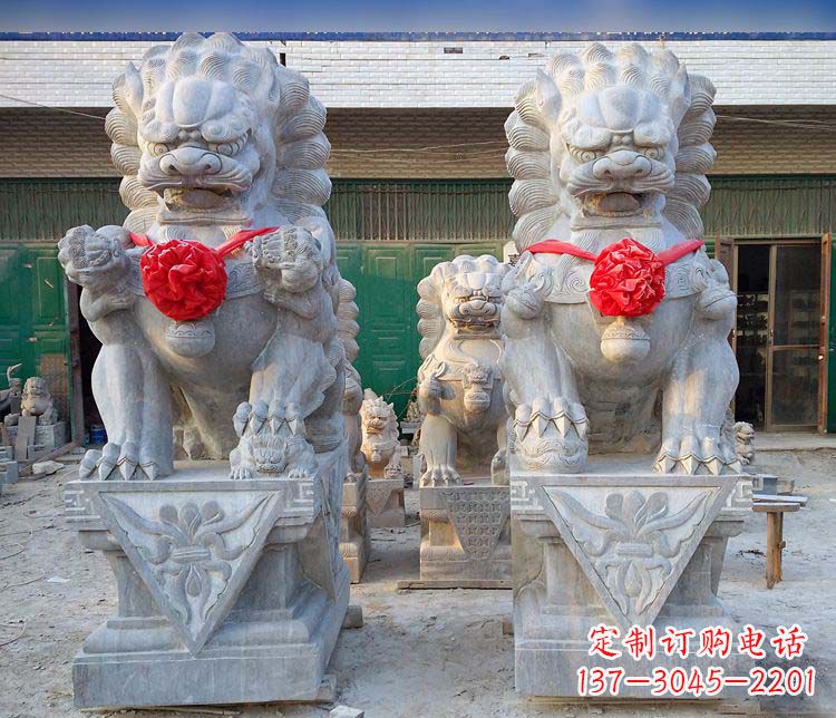 太原仿古门口看门狮子石雕