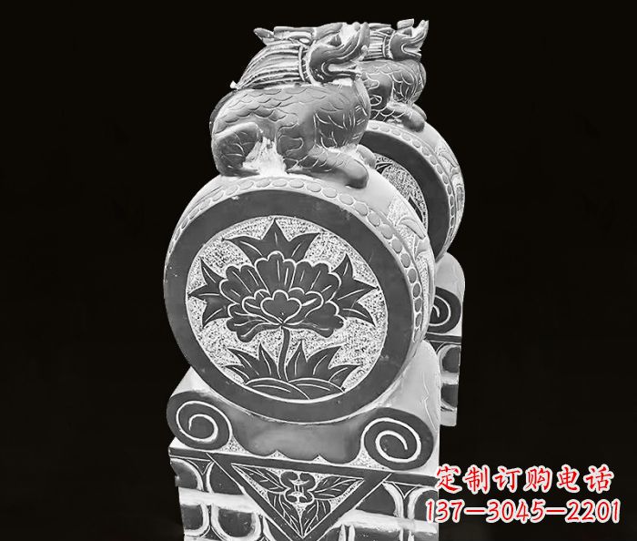 太原传统麒麟雕塑石门墩