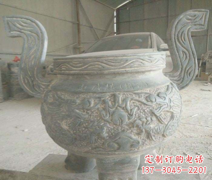 太原青铜仿古三足香炉石雕
