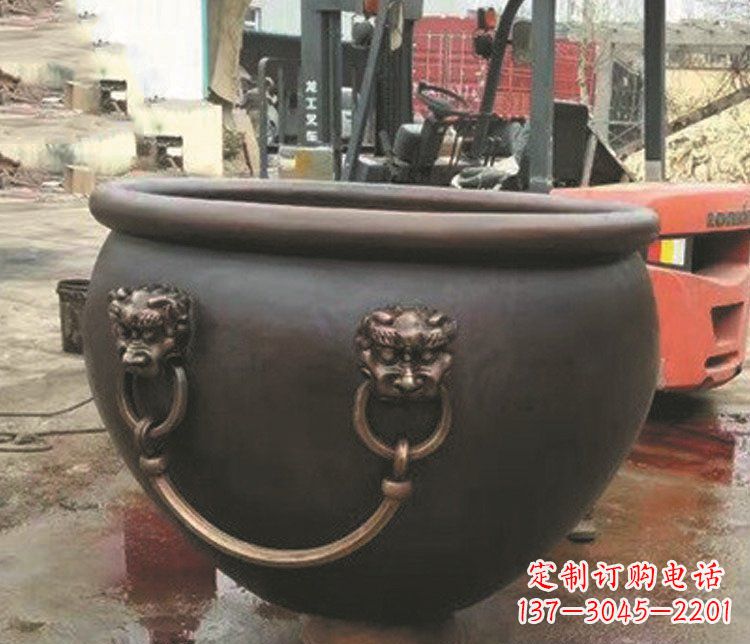 太原非凡形态的铜雕狮子头水缸