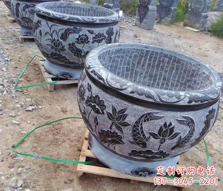 太原古典水缸雕塑