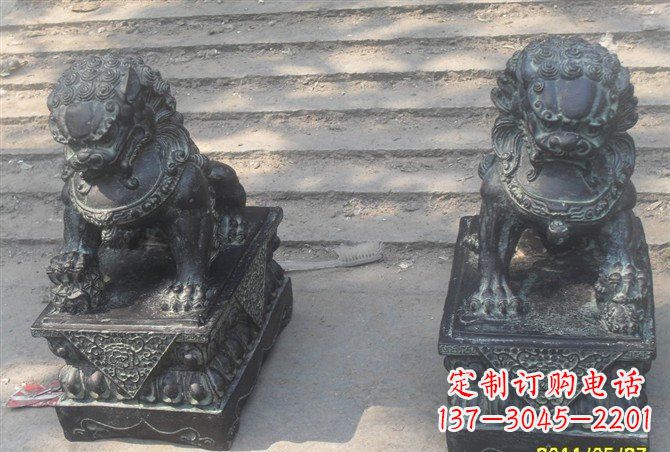 太原仿古铸铜狮子雕塑