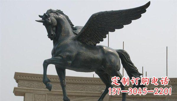太原马广场铜雕赋予空间无限魅力