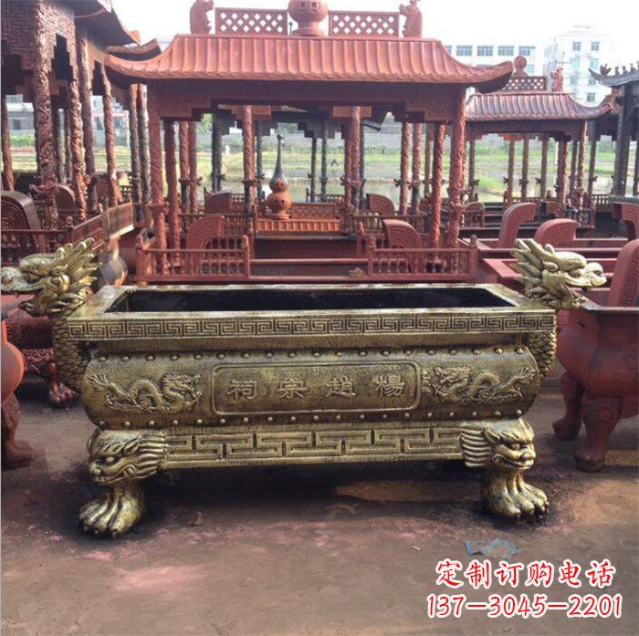 太原精美麒麟雕塑——浮雕铜香炉